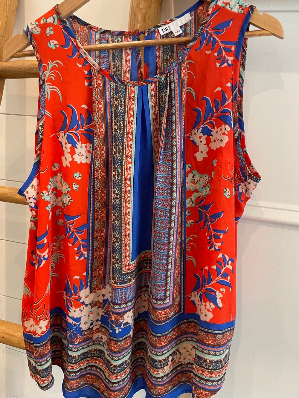 DR2 by Daniel Rainn Sleeveless Floral Blouse Red/Blue - Size XL